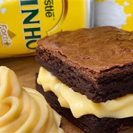Brownie recheado com Brigadeiro de Ninho